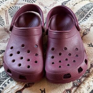 CROCS Burgundy Clogs